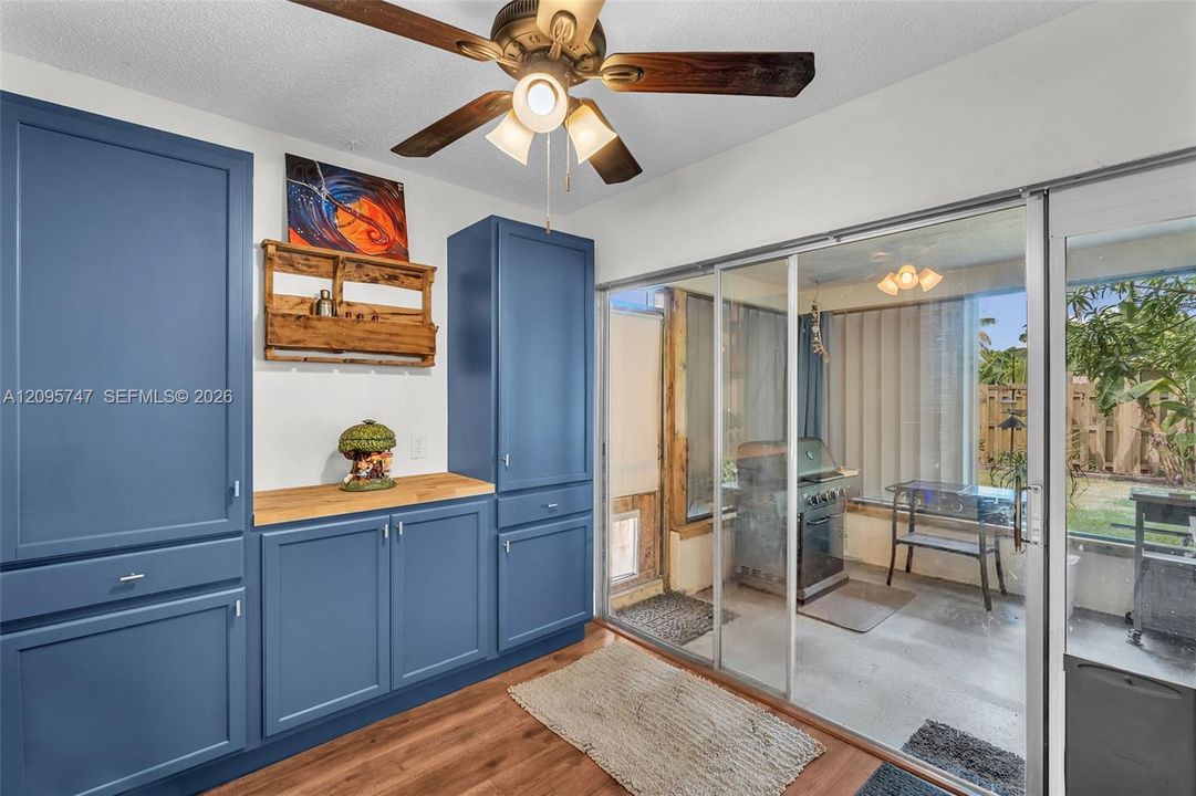 For Sale: $531,000 (2 beds, 2 baths, 1537 Square Feet)
