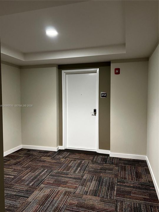 For Rent: $3,100 (2 beds, 2 baths, 1130 Square Feet)