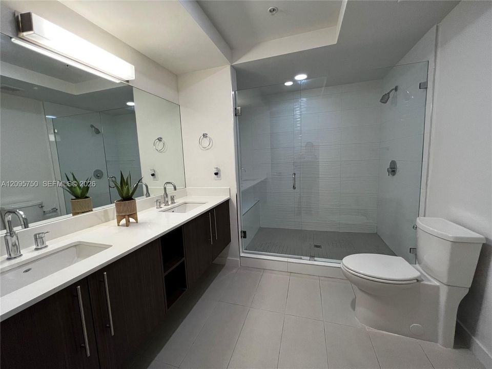 For Rent: $3,100 (2 beds, 2 baths, 1130 Square Feet)