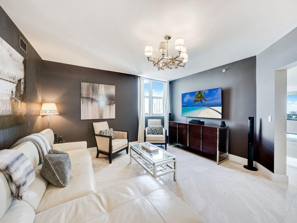 В аренду: $12,500 (4 спален, 4 ванн, 3533 Квадратных фут)