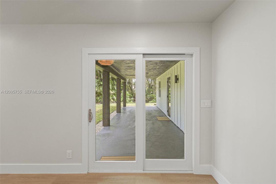 En Venta: $649,900 (3 camas, 2 baños, 1659 Pies cuadrados)