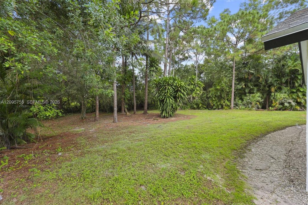 En Venta: $649,900 (3 camas, 2 baños, 1659 Pies cuadrados)