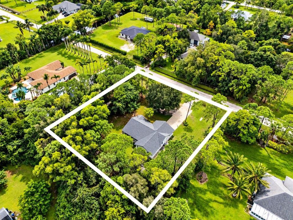 En Venta: $649,900 (3 camas, 2 baños, 1659 Pies cuadrados)
