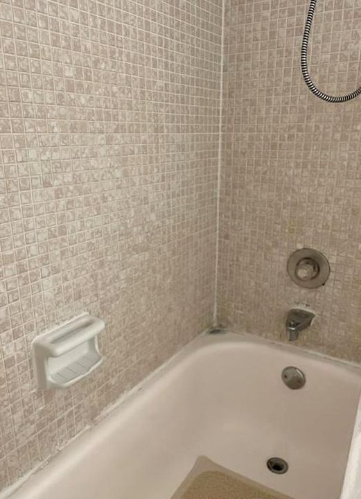 09 Primary Bath