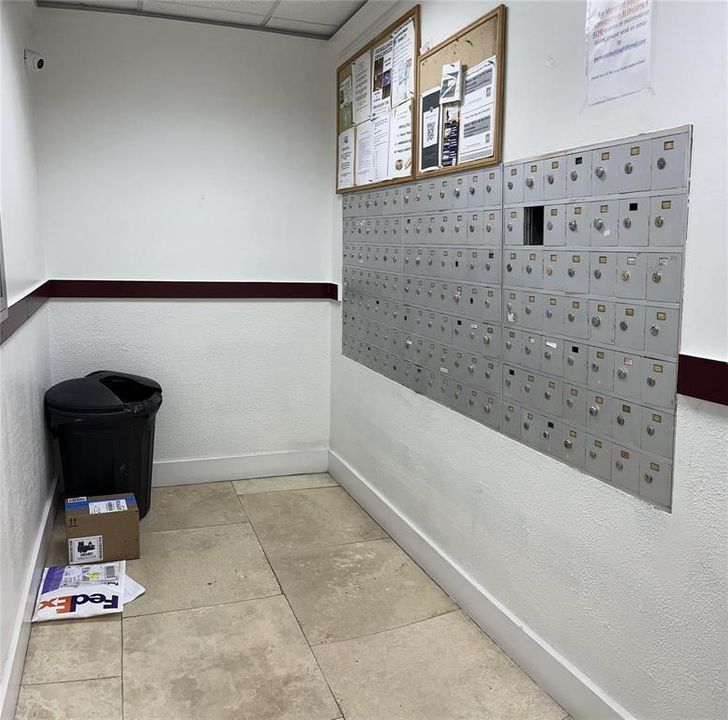 21 Building mailboxes