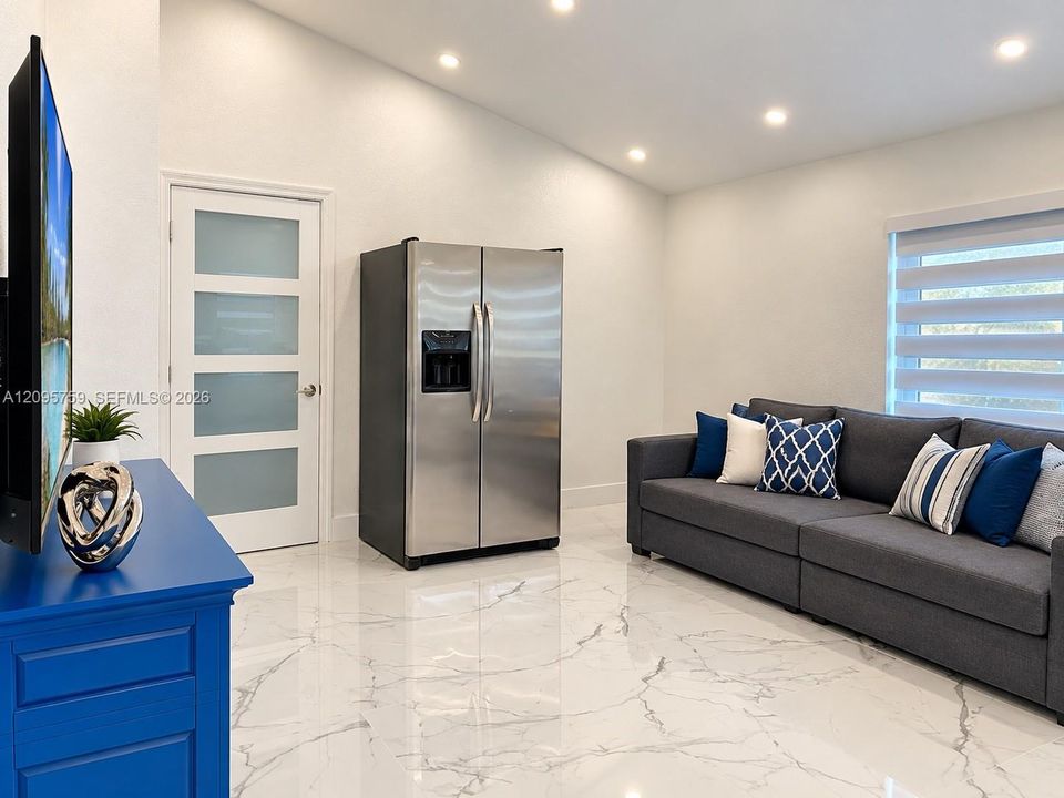 For Sale: $609,000 (3 beds, 2 baths, 1467 Square Feet)