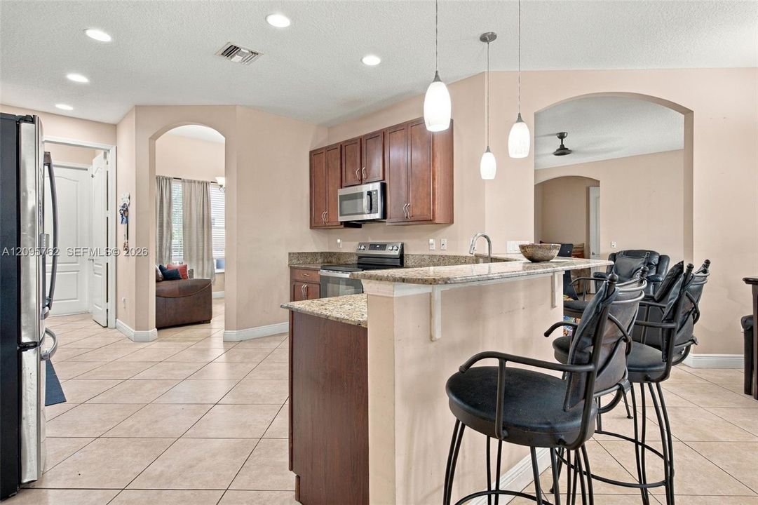For Sale: $625,000 (4 beds, 3 baths, 2385 Square Feet)