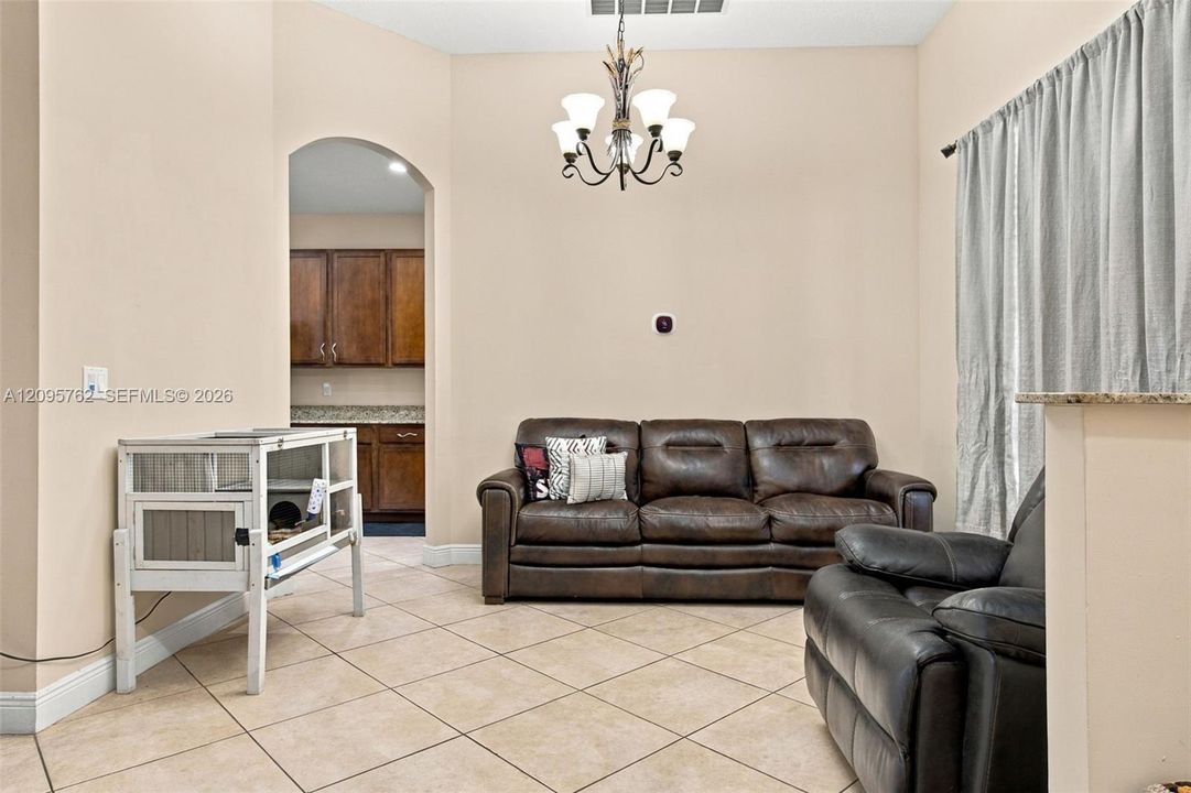 For Sale: $625,000 (4 beds, 3 baths, 2385 Square Feet)