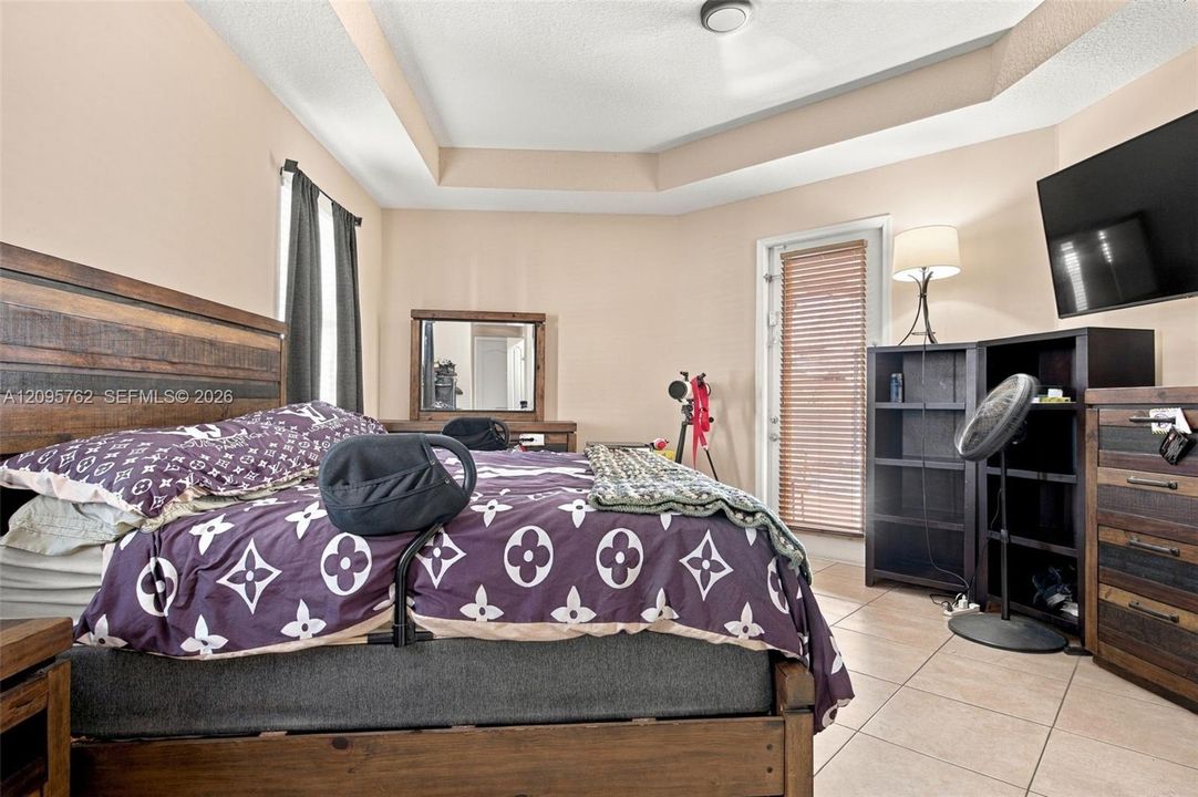 For Sale: $625,000 (4 beds, 3 baths, 2385 Square Feet)