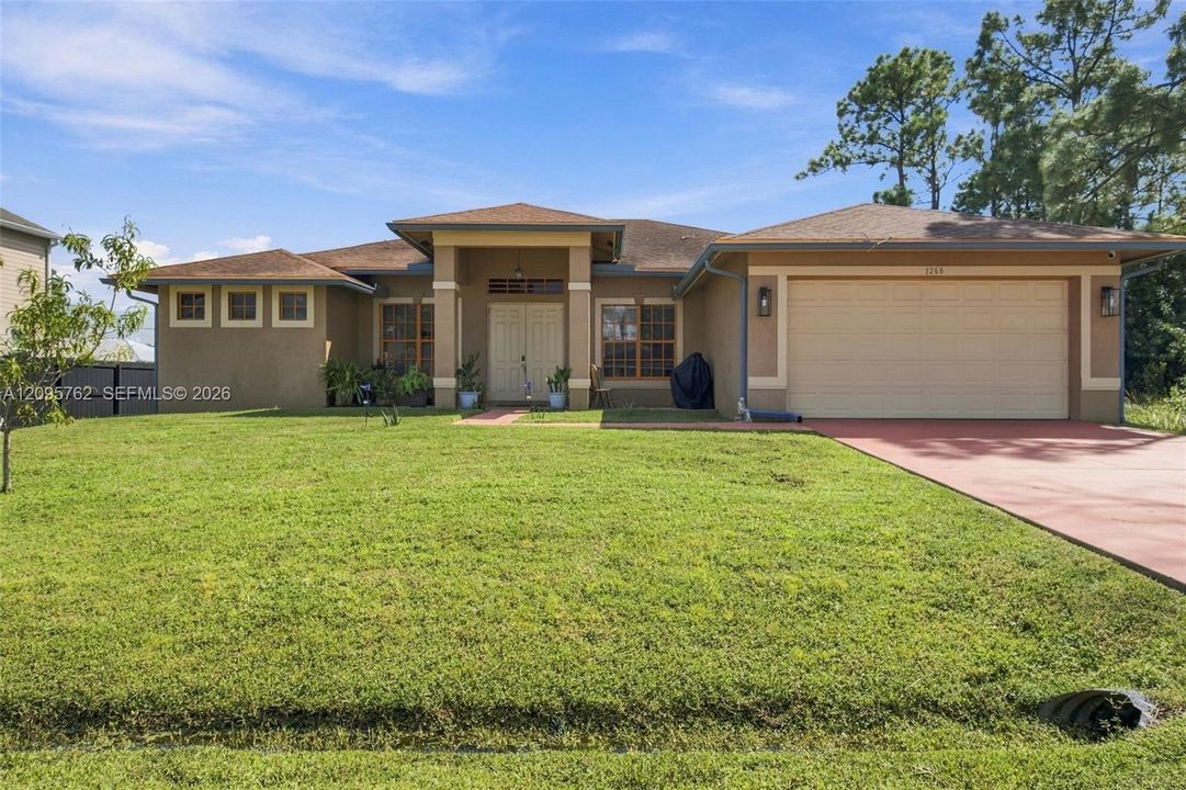 For Sale: $625,000 (4 beds, 3 baths, 2385 Square Feet)