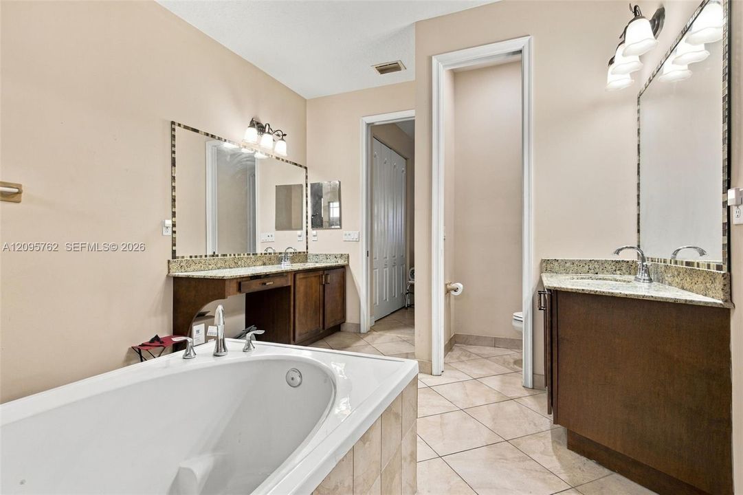 For Sale: $625,000 (4 beds, 3 baths, 2385 Square Feet)