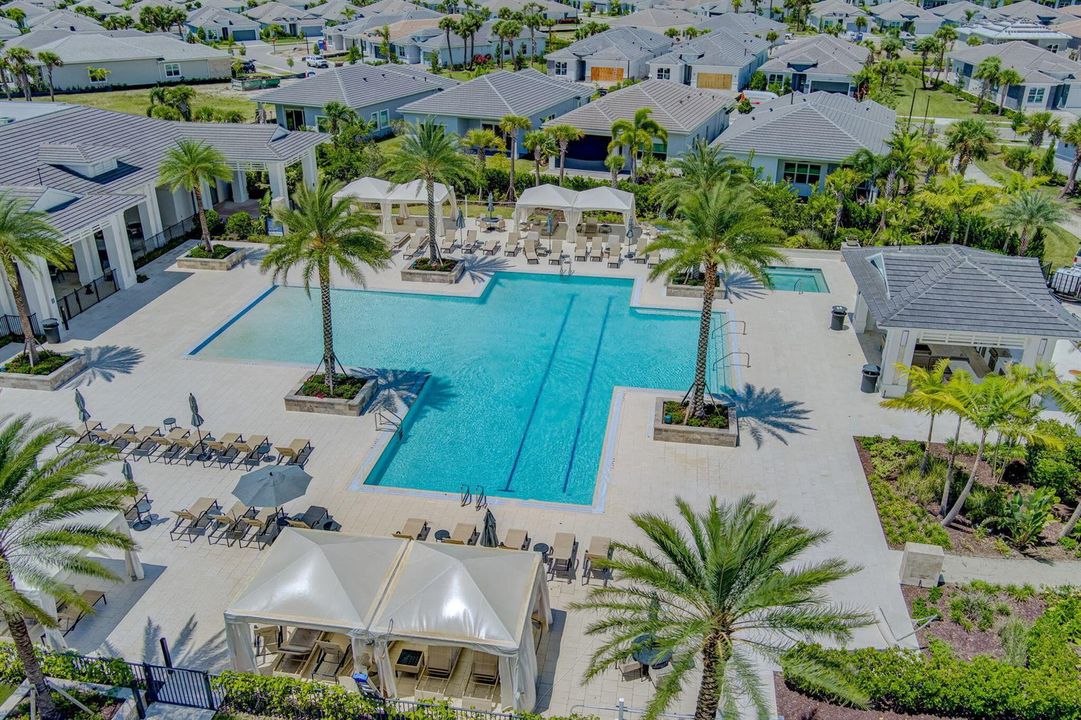 Clubhouse Pool