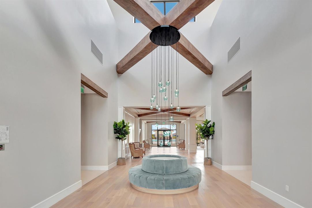 pearl lobby