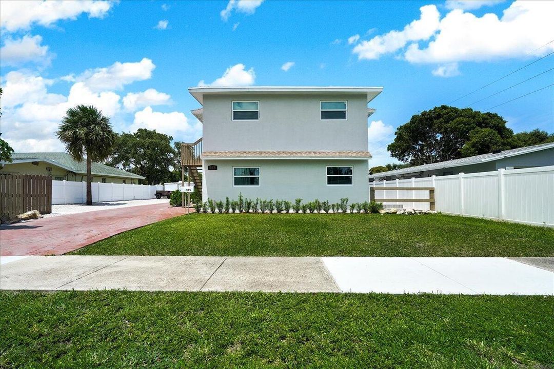 15-305 Cypress Drive-15