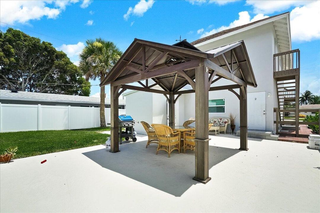 32-305 Cypress Drive-32