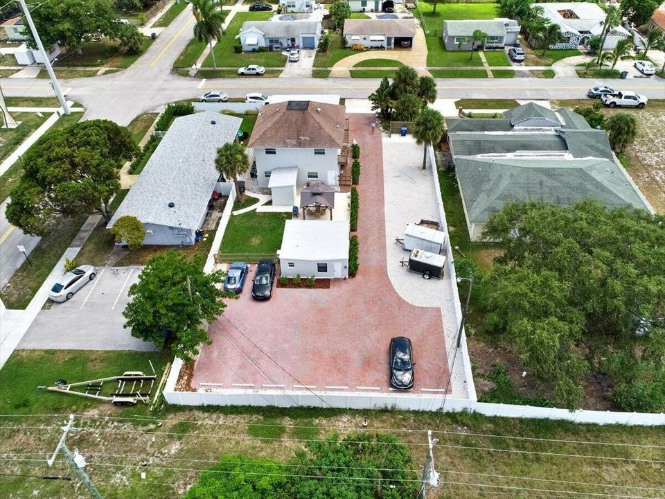 07-305 Cypress Drive-7