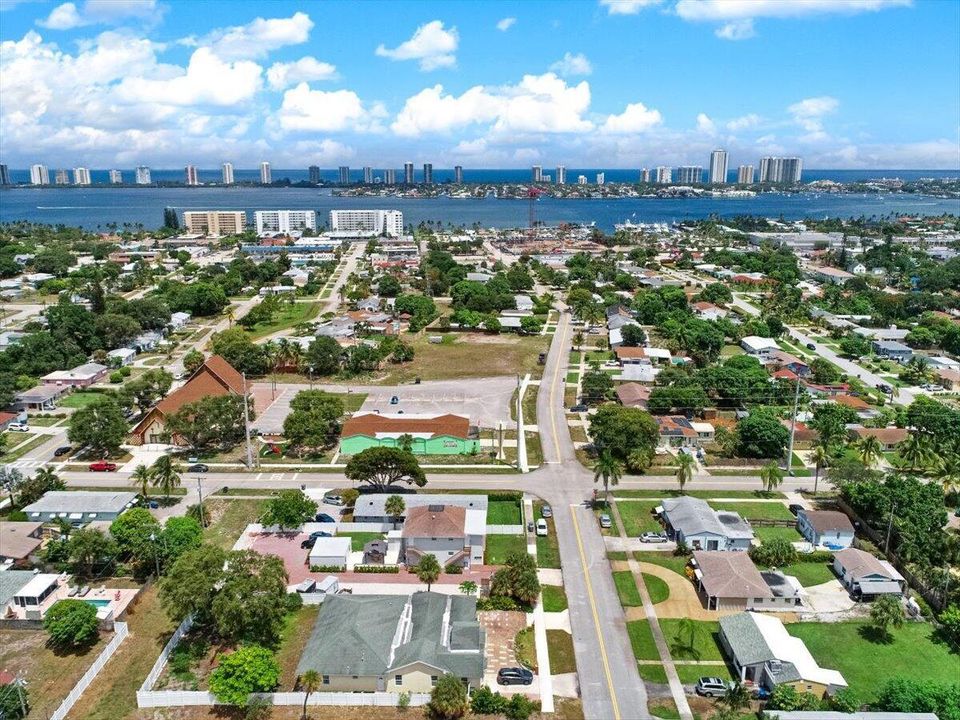 03-305 Cypress Drive-3