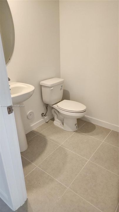 For Rent: $2,700 (3 beds, 2 baths, 0 Square Feet)