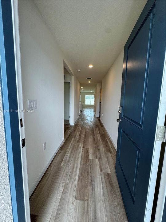 For Rent: $2,100 (4 beds, 2 baths, 0 Square Feet)