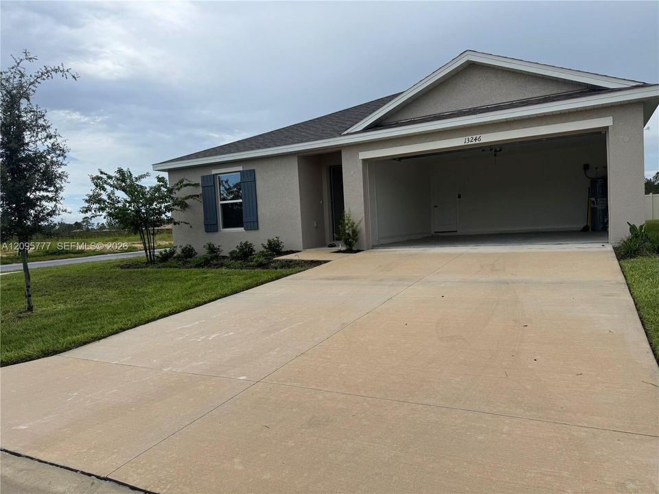 For Rent: $2,100 (4 beds, 2 baths, 0 Square Feet)