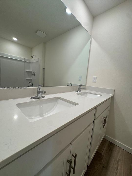 For Rent: $2,100 (4 beds, 2 baths, 0 Square Feet)