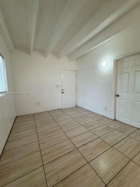 En Renta: $1,000 (1 camas, 1 baños, 0 Pies cuadrados)