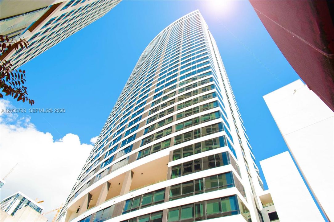 На продажу: $399,999 (0 спален, 1 ванн, 386 Квадратных фут)