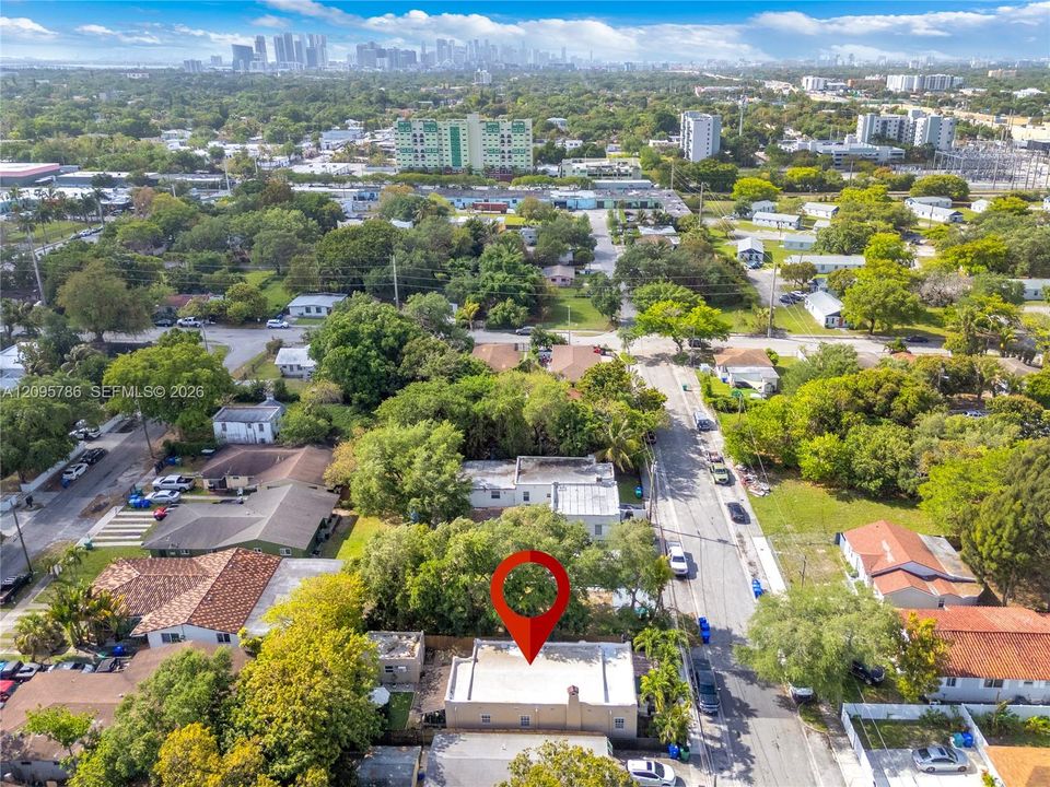 For Sale: $565,000 (3 beds, 2 baths, 1512 Square Feet)