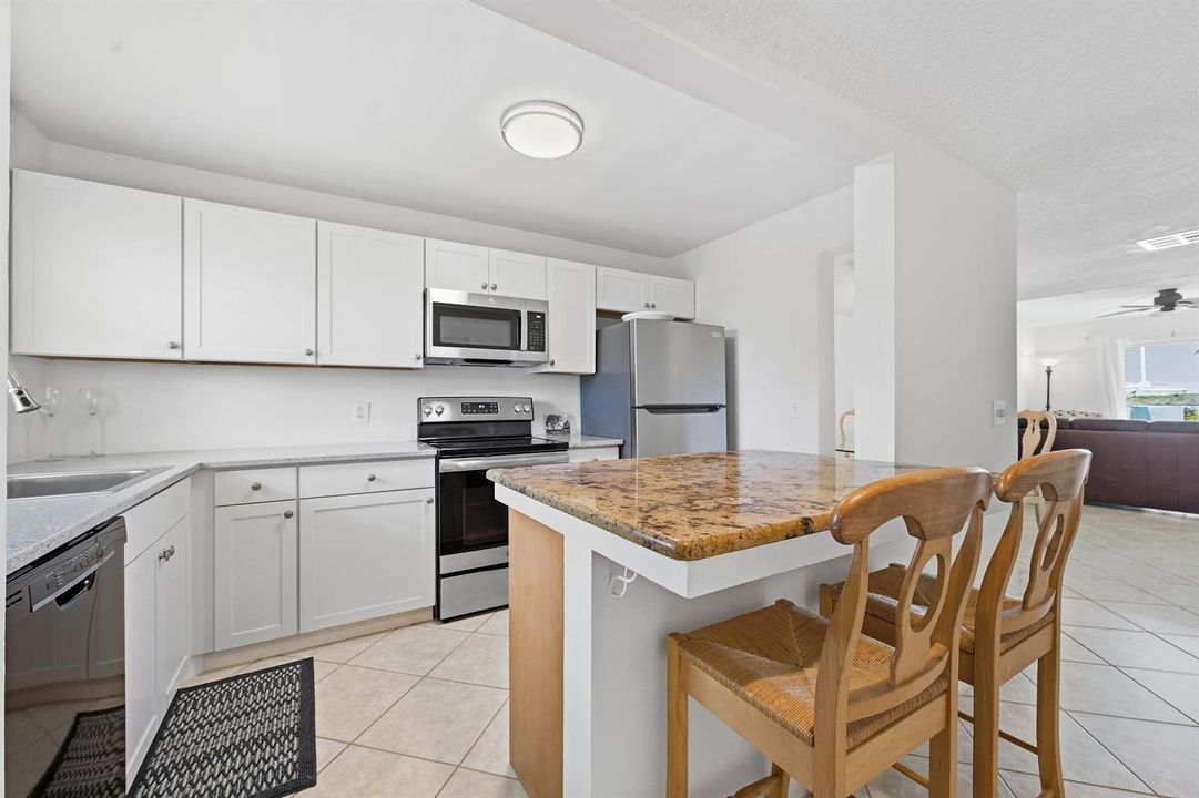 01 Kitchen
