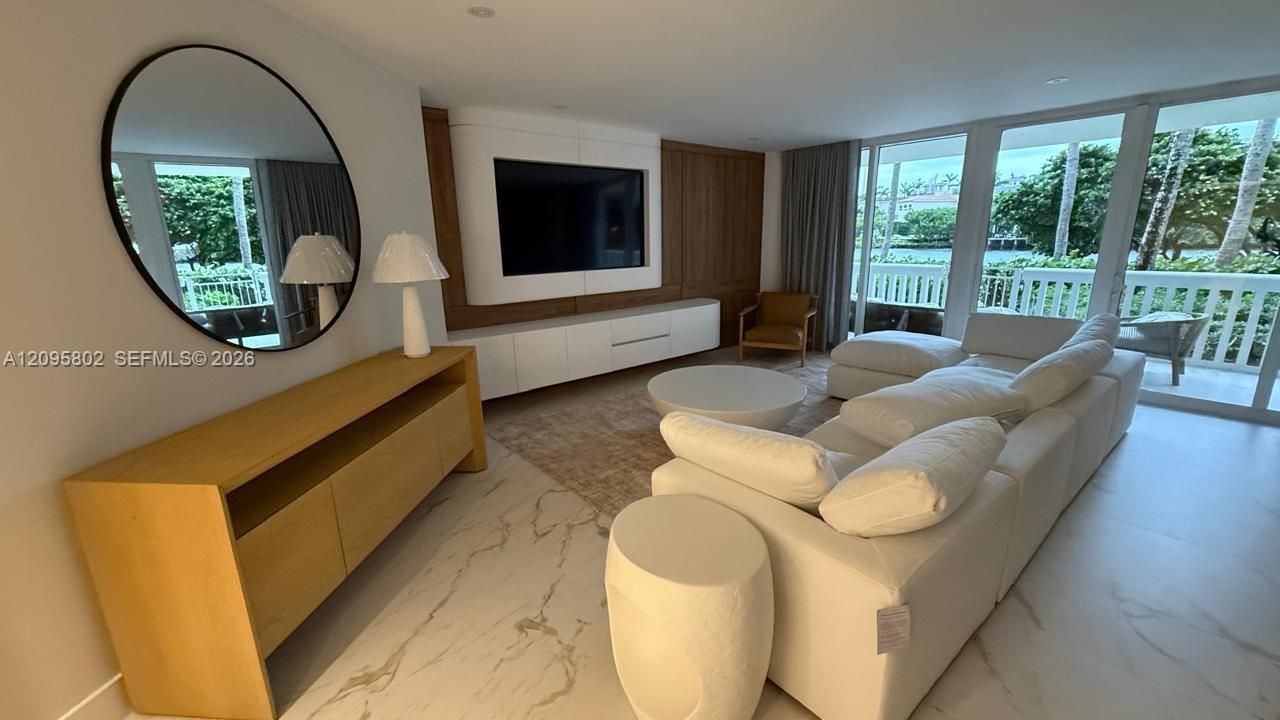 For Rent: $11,500 (3 beds, 3 baths, 2390 Square Feet)