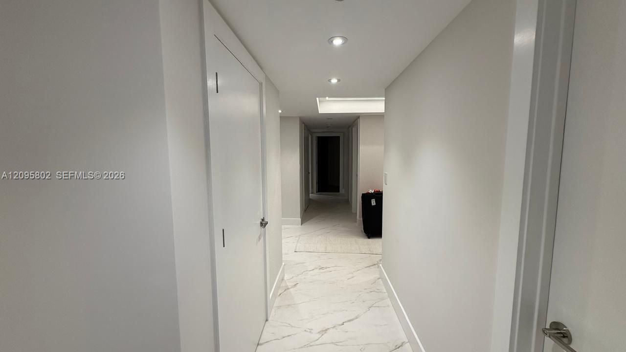 For Rent: $11,500 (3 beds, 3 baths, 2390 Square Feet)