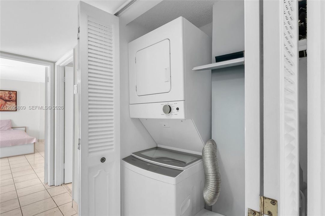 En Venta: $795,000 (2 camas, 2 baños, 1088 Pies cuadrados)