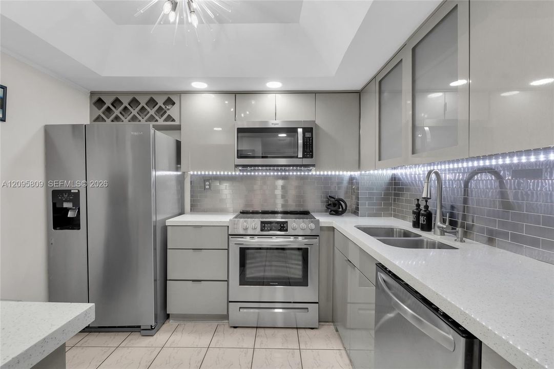 En Venta: $795,000 (2 camas, 2 baños, 1088 Pies cuadrados)