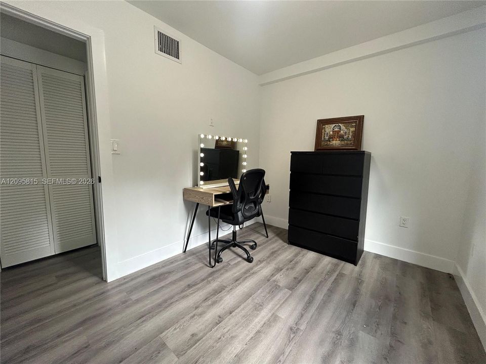 For Rent: $2,300 (2 beds, 1 baths, 0 Square Feet)