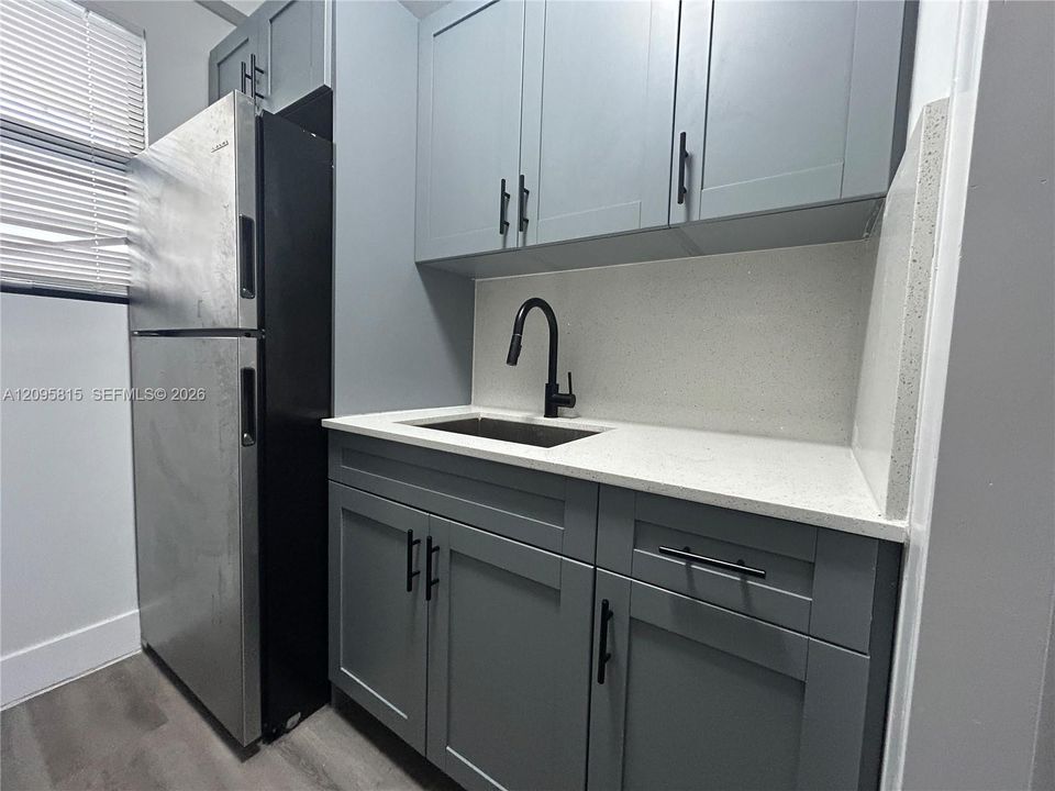 For Rent: $2,300 (2 beds, 1 baths, 0 Square Feet)