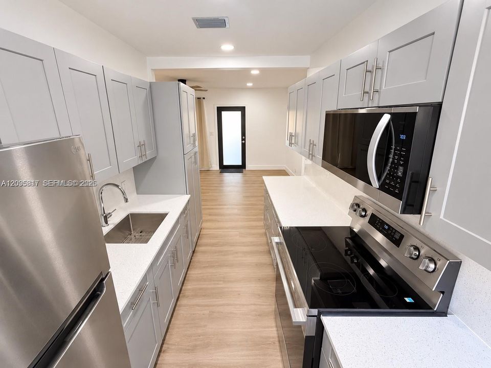 En Renta: $2,400 (2 camas, 2 baños, 1392 Pies cuadrados)