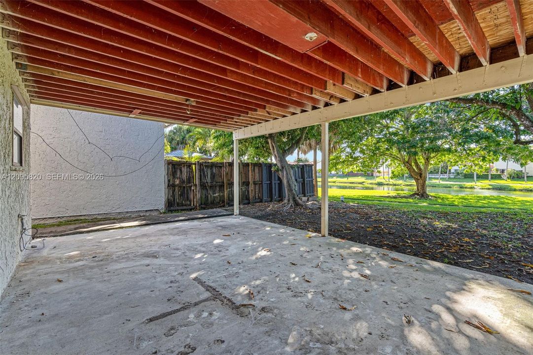 For Sale: $469,900 (3 beds, 2 baths, 2073 Square Feet)