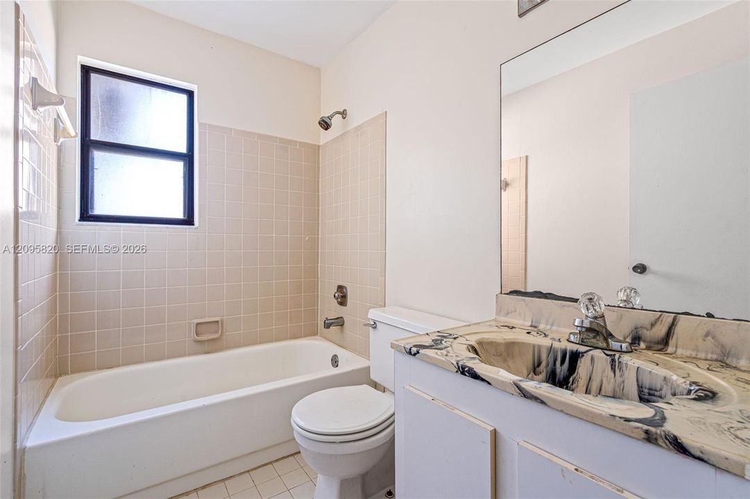 For Sale: $469,900 (3 beds, 2 baths, 2073 Square Feet)