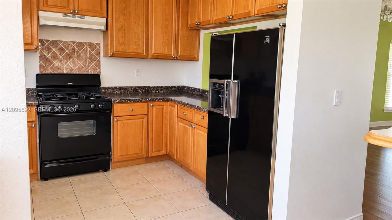 En Venta: $700,000 (2 camas, 1 baños, 1030 Pies cuadrados)
