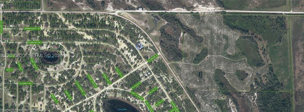 На продажу: $10,900 (0.23 acres)