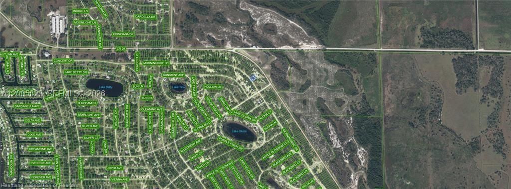 На продажу: $10,900 (0.23 acres)