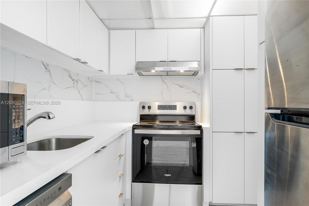 На продажу: $339,000 (1 спален, 1 ванн, 852 Квадратных фут)