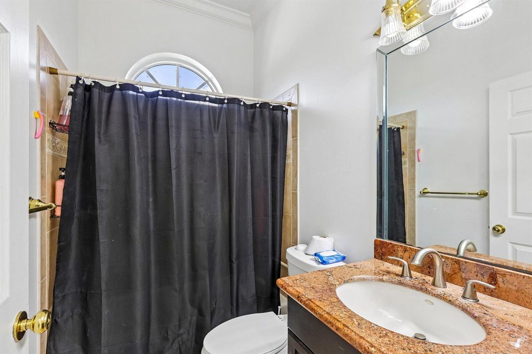 39-web-or-mls-NW 84th Ave-S1609-039