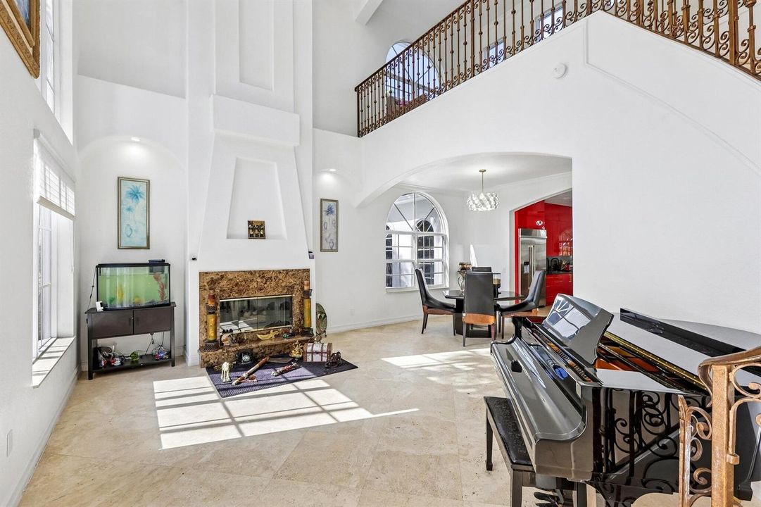 11-web-or-mls-NW 84th Ave-S1609-011