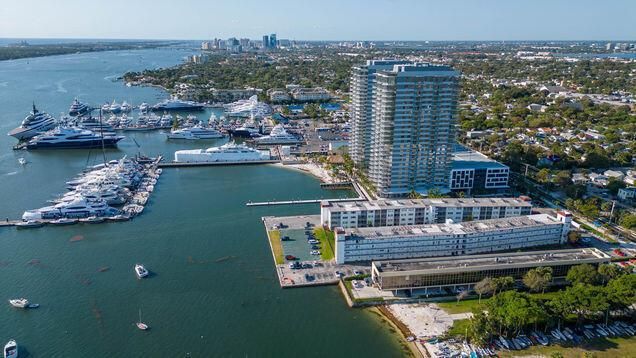 35_RX-10872143_0_1682605748_636x435