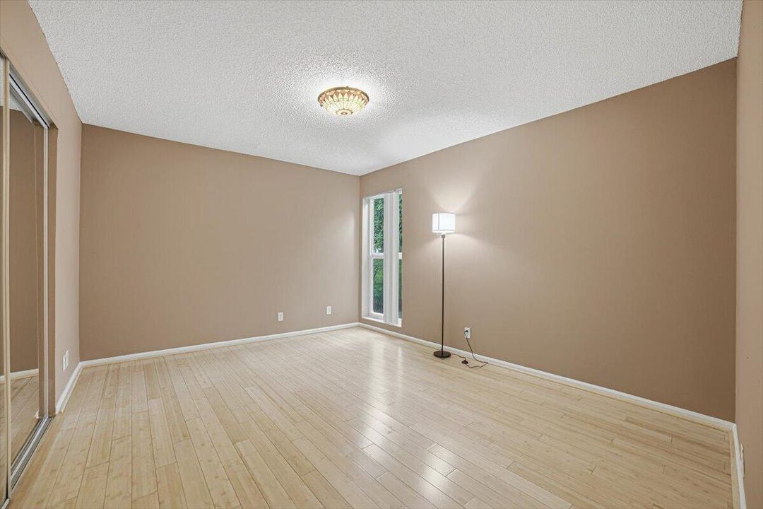 20-Bedroom1