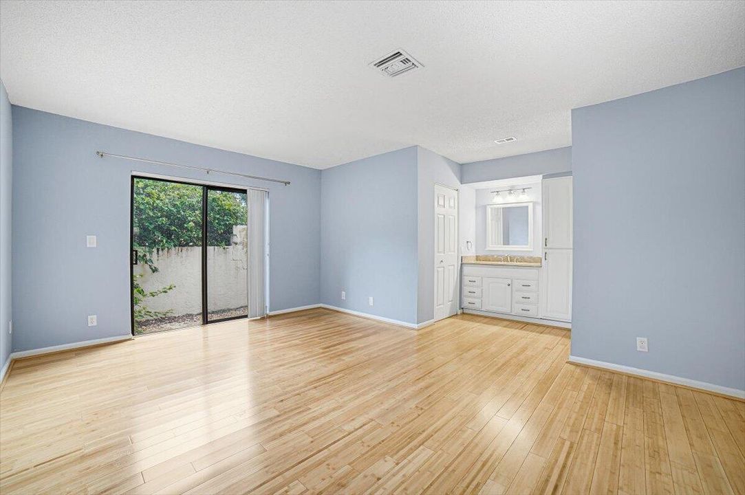 23-Bedroom2-B