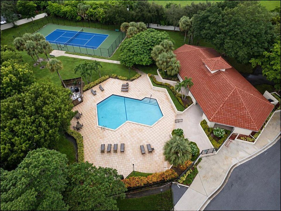 32-Pool2-Tennis Court