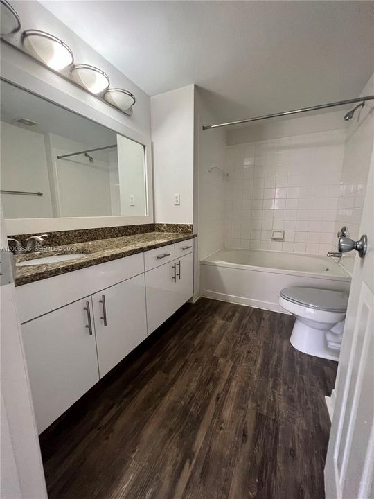 В аренду: $2,950 (3 спален, 2 ванн, 1330 Квадратных фут)