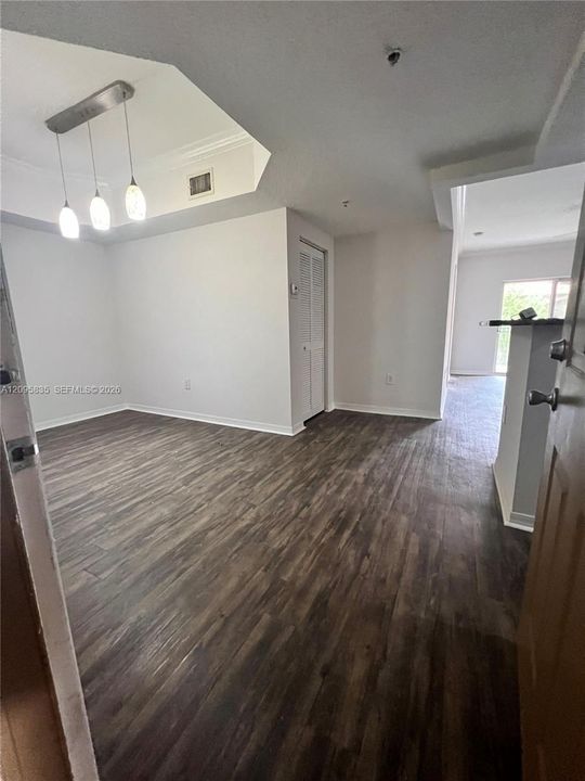 В аренду: $2,950 (3 спален, 2 ванн, 1330 Квадратных фут)